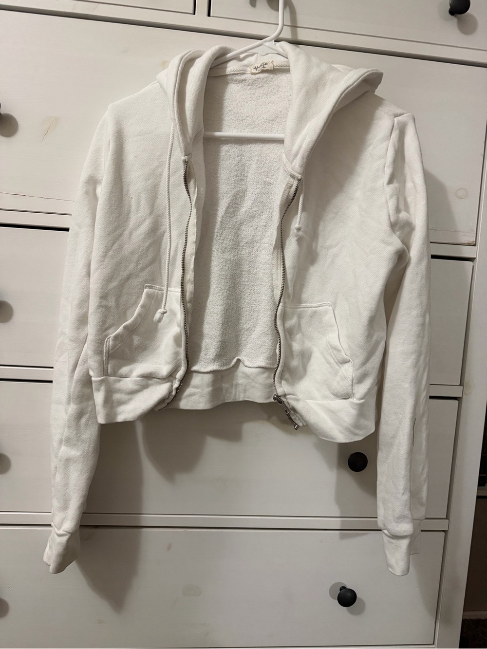 Brandy Melville Off-White Cropped Zip Hoodie